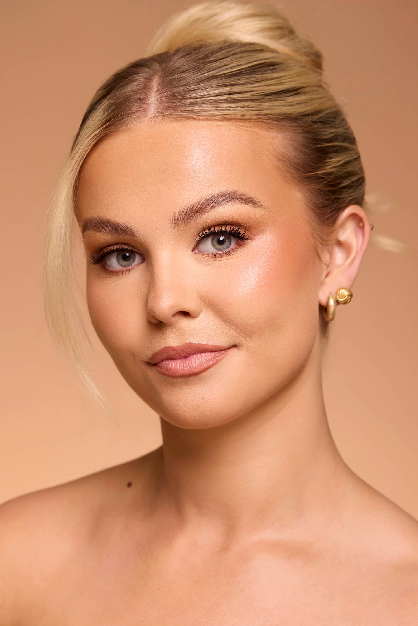 Bridal Makeup Masterclass (Online)